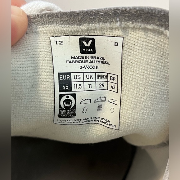 Veja V-12 Sneakers Mens size 11.5 - Picture 3 of 9